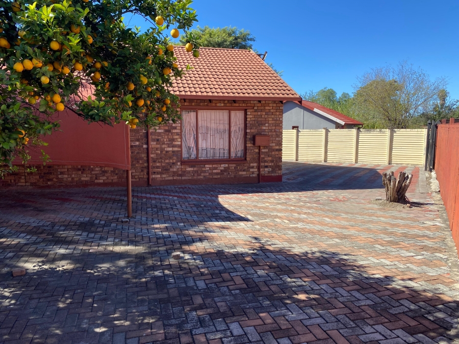 3 Bedroom Property for Sale in Rustenburg North North West